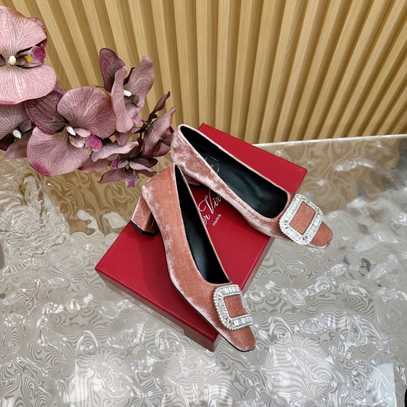 Roger Vivier flat shoes